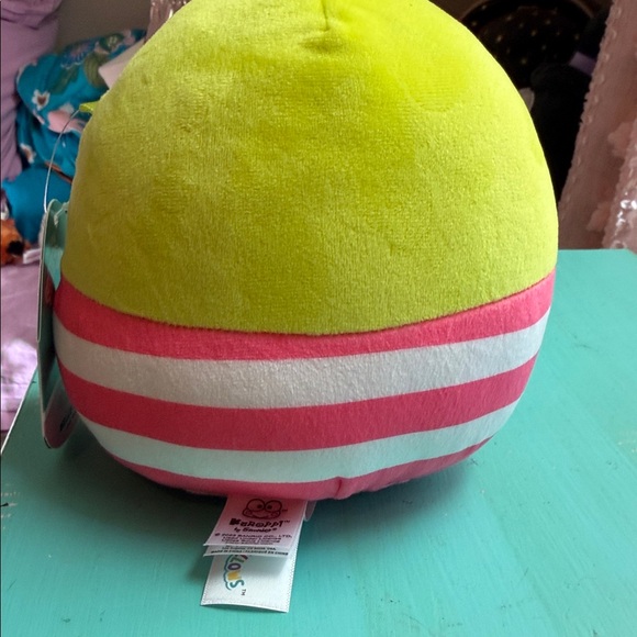 Sanrio Keroppi Plush in Green and Pink Squishmallows - Picture 4 of 7